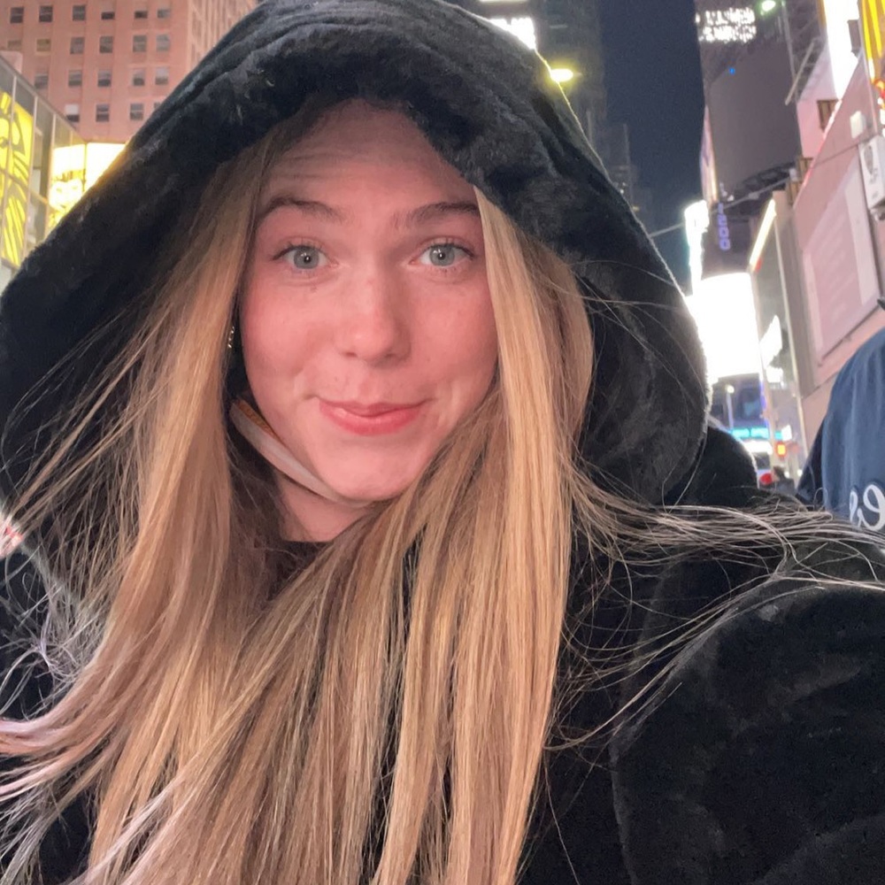 Meet your Posher, Paulina